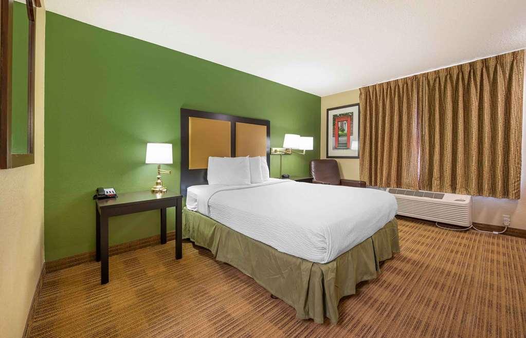 Extended Stay America Suites - Champaign - Urbana Ruang foto